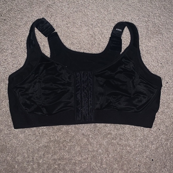 Post Op bra. Size 36C. Black. No padding. Wirelesss. Leonisa brand. - Picture 2 of 2